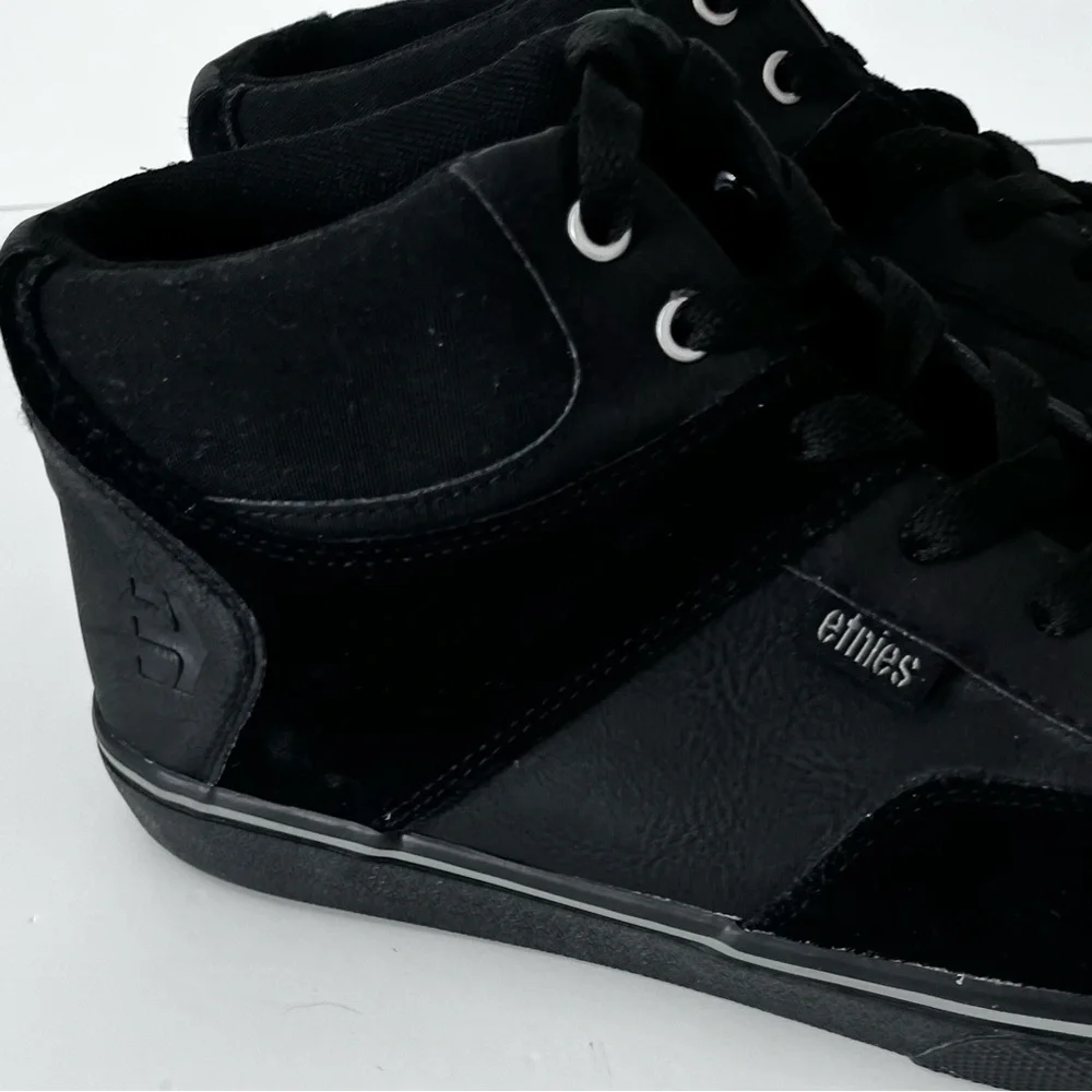 Etnies durable comfortable